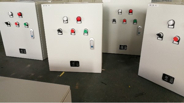 低壓配電柜生產商【千亞電氣】